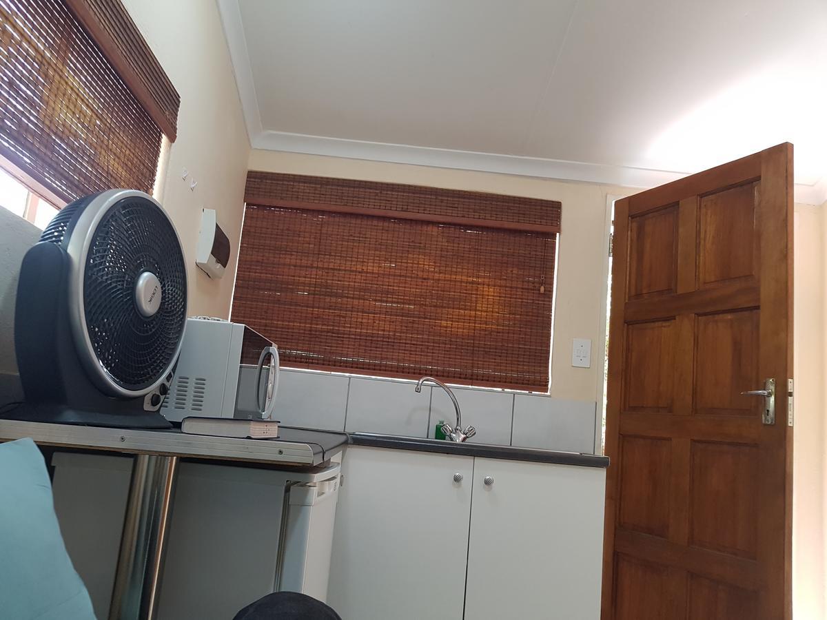 Hartbeespoort Holiday Resort Bagian luar foto