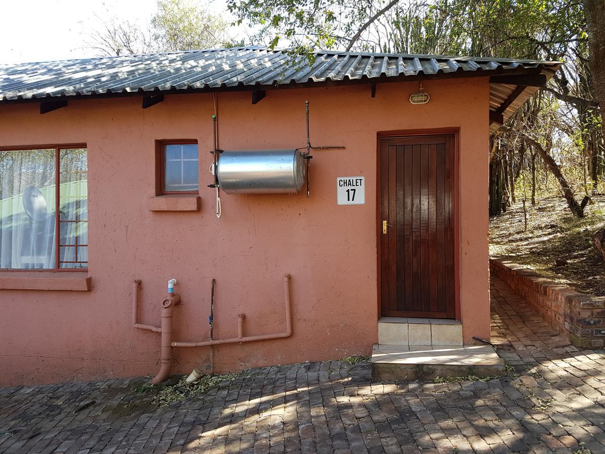 Hartbeespoort Holiday Resort Bagian luar foto
