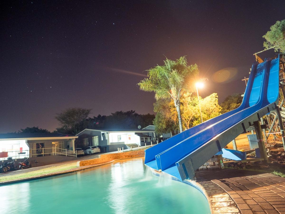 Hartbeespoort Holiday Resort Bagian luar foto