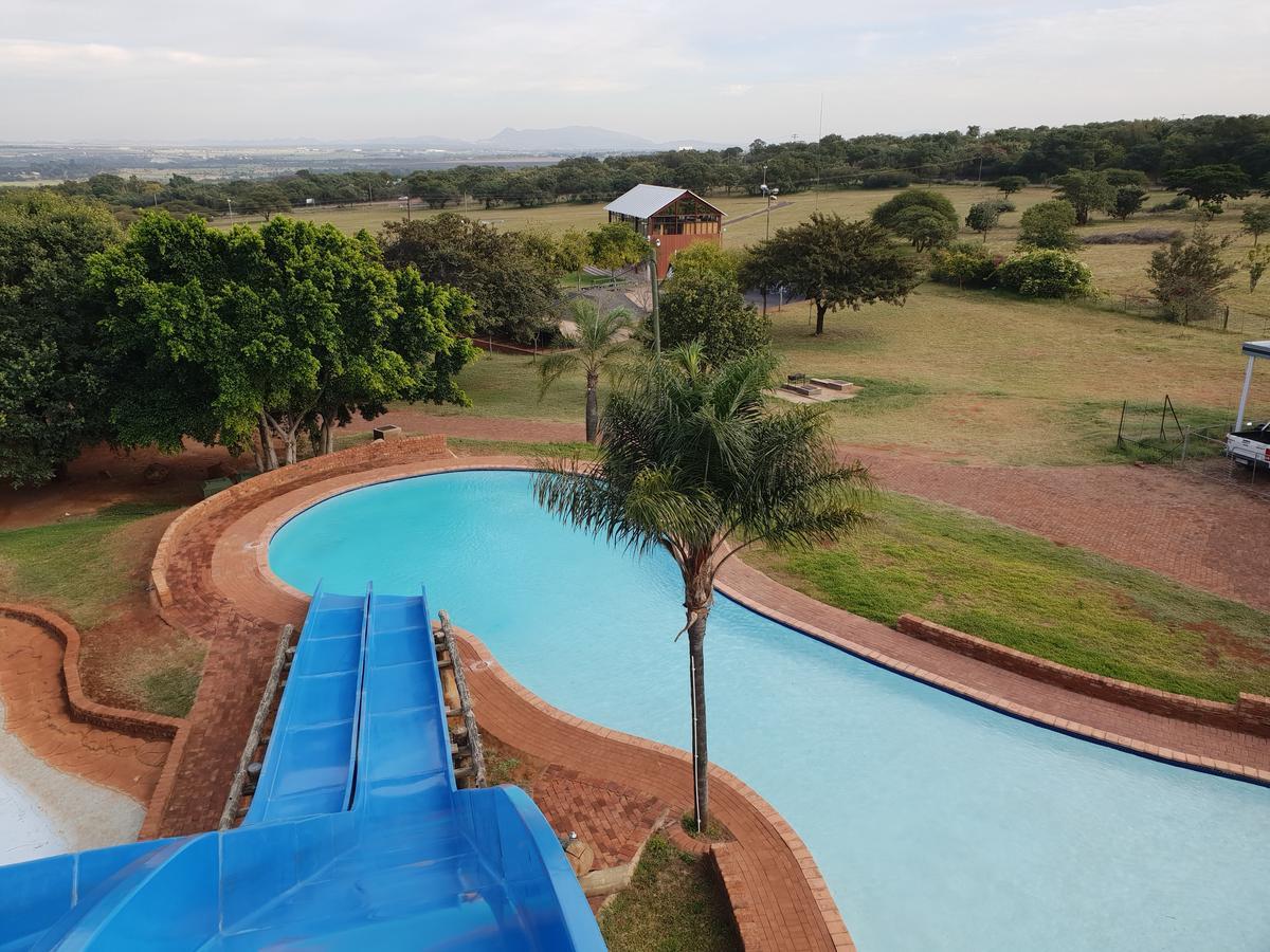 Hartbeespoort Holiday Resort Bagian luar foto