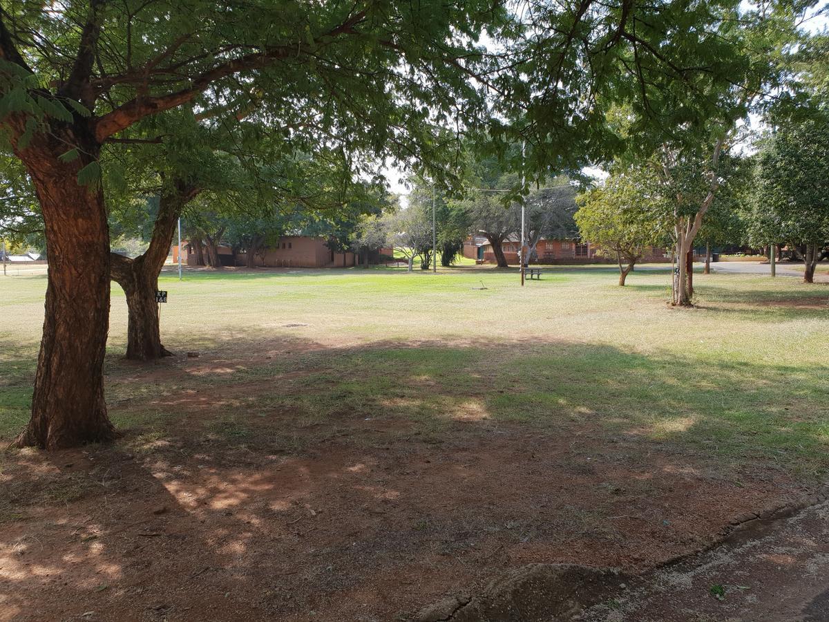 Hartbeespoort Holiday Resort Bagian luar foto