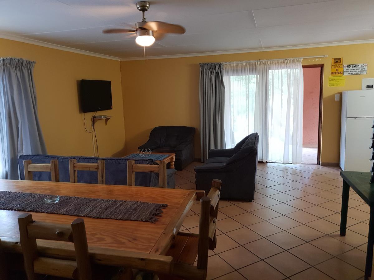 Hartbeespoort Holiday Resort Bagian luar foto