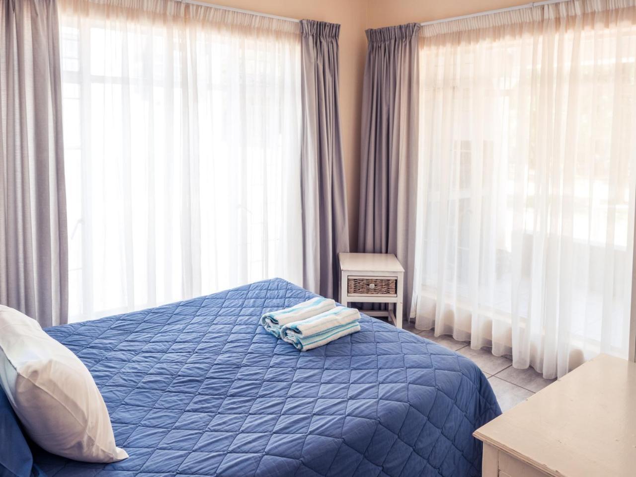 Hartbeespoort Holiday Resort Bagian luar foto